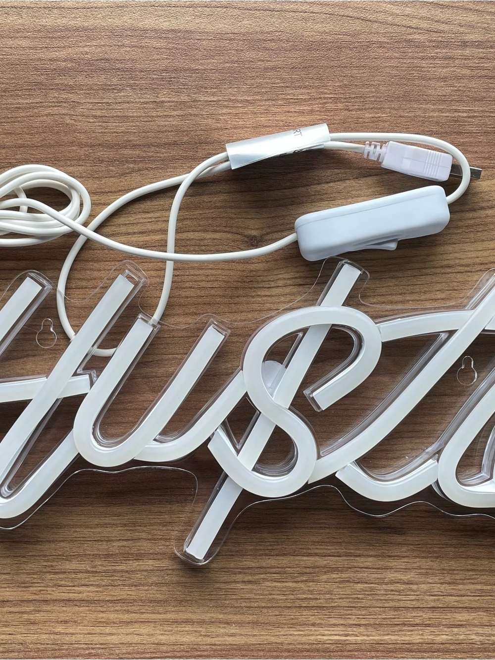 “Hustle” LED Neon Sign - Picture 2 of 7